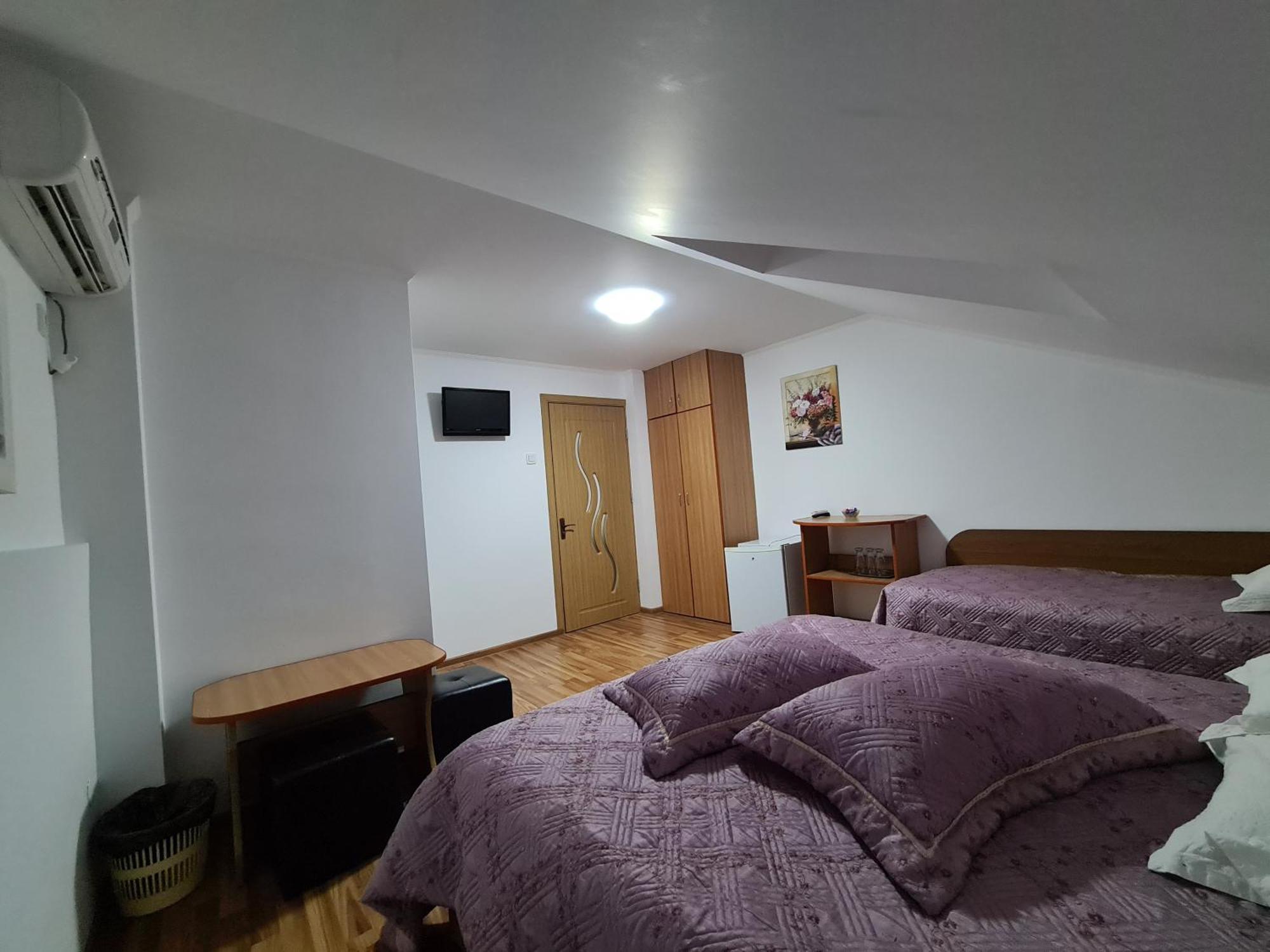 Casa Bianca Hotell Două Mai Exteriör bild