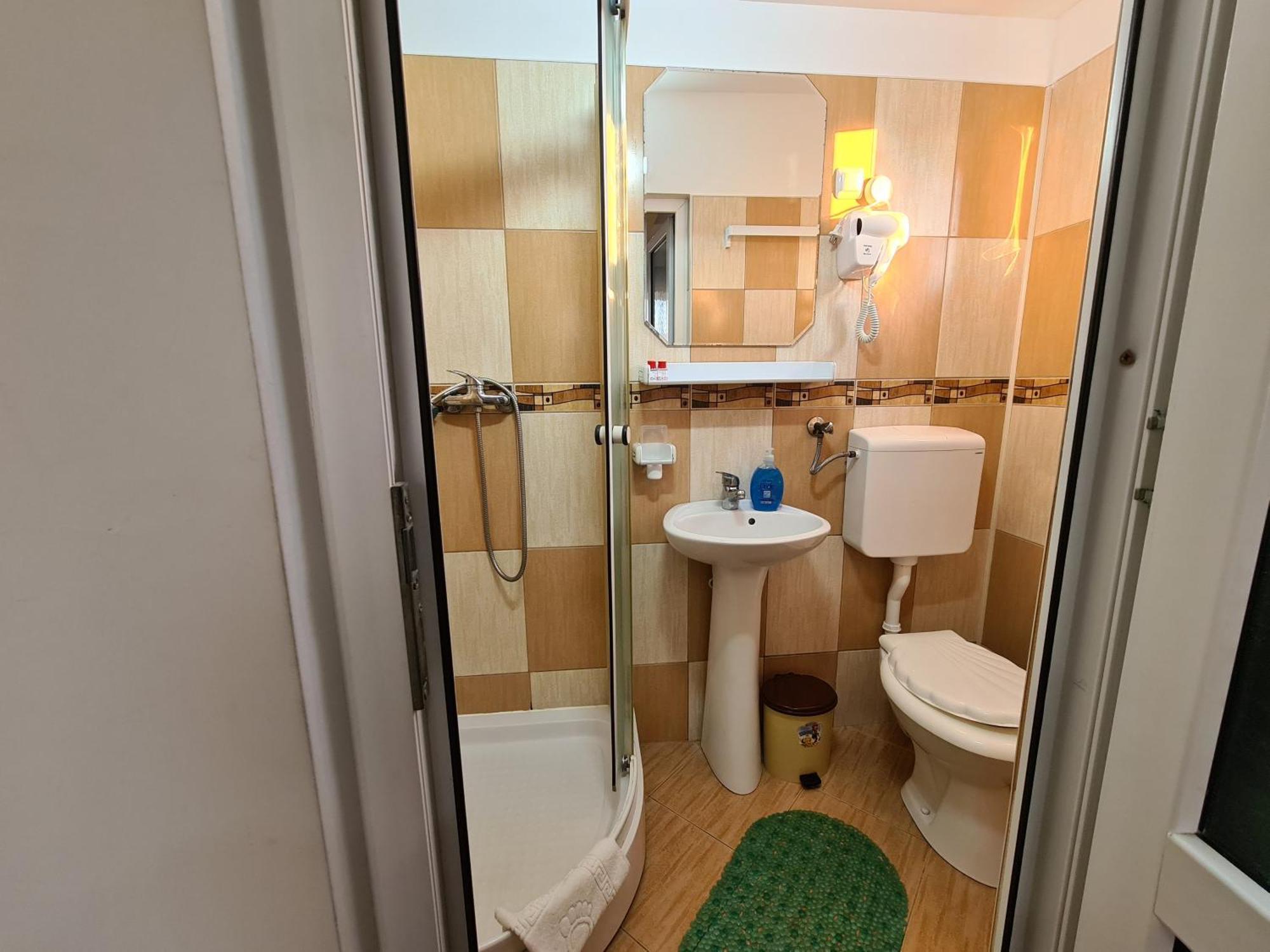 Casa Bianca Hotell Două Mai Exteriör bild