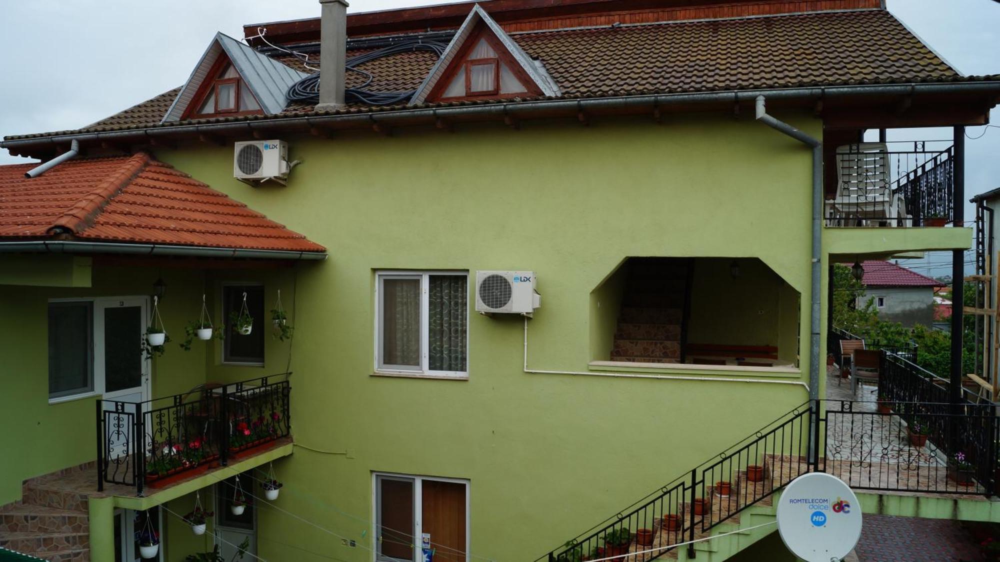 Casa Bianca Hotell Două Mai Exteriör bild