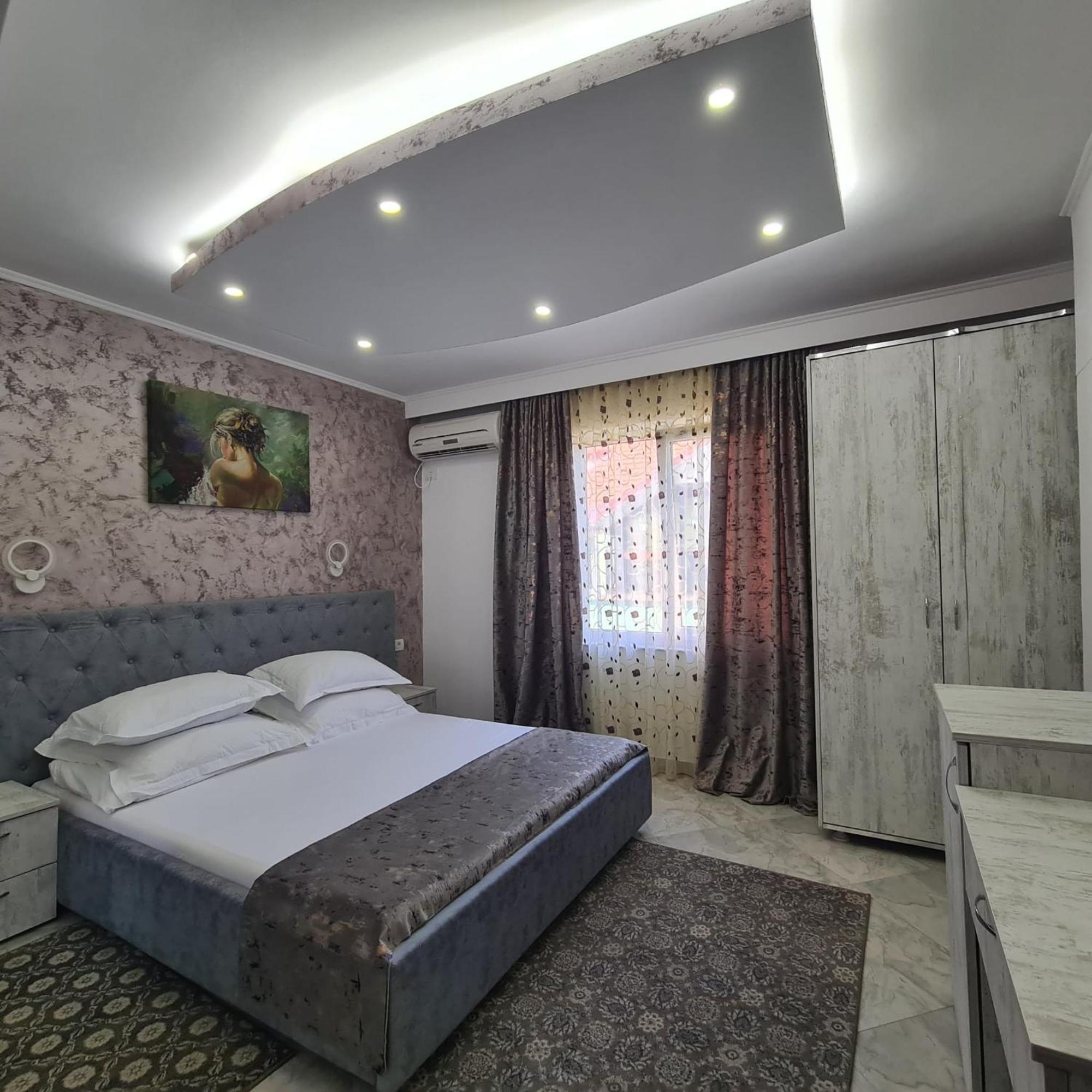Casa Bianca Hotell Două Mai Exteriör bild